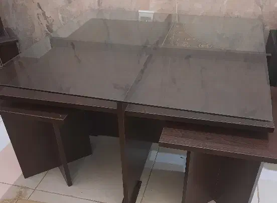 میز شیشه ای با ۳ تا عسلی به همراه بار|مبلمان خانگی و میز عسلی|اصفهان, مسجد مصلی|دیوار