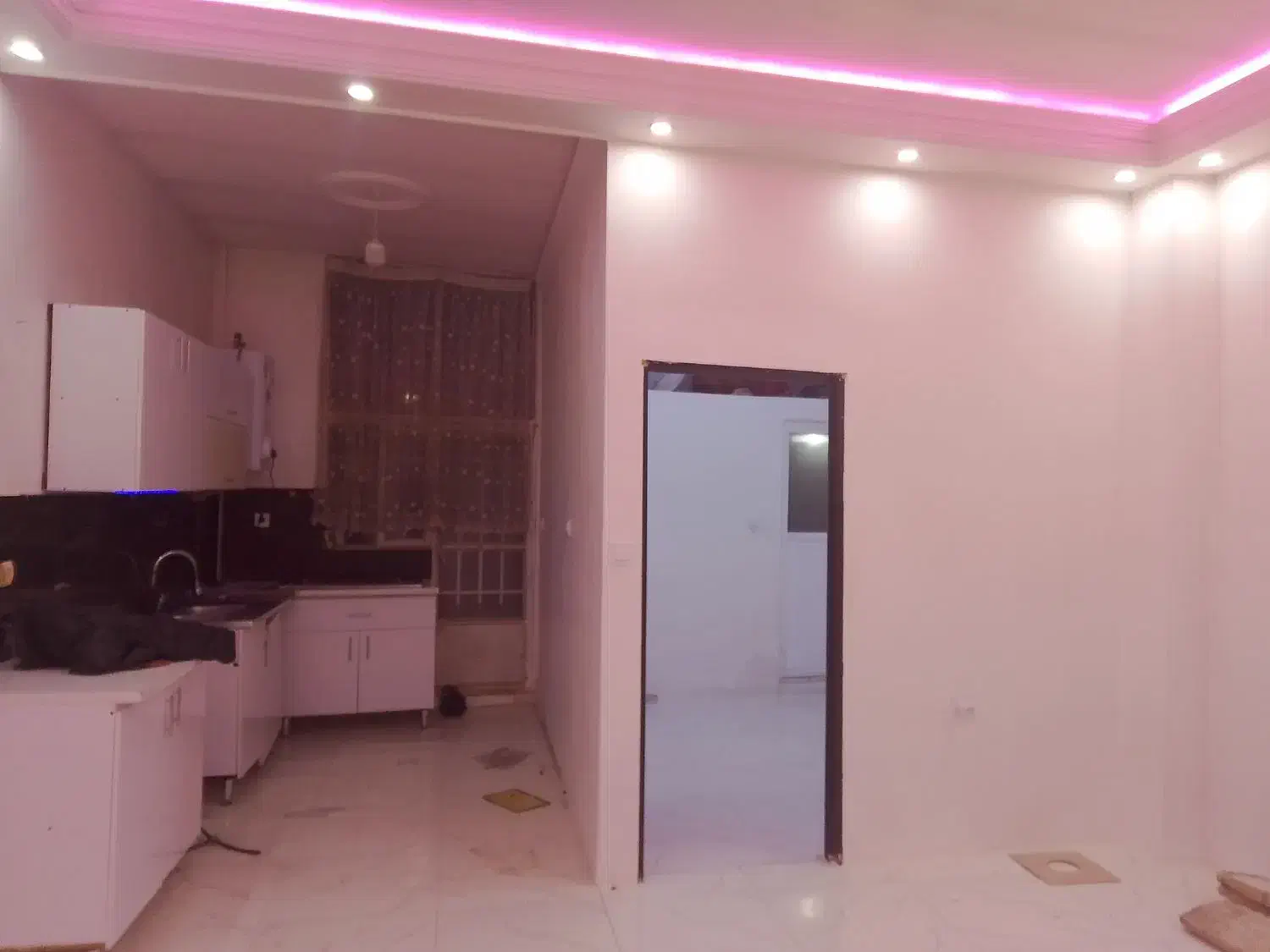 خانه فروشی|فروش آپارتمان|مشهد, زیرکن|دیوار