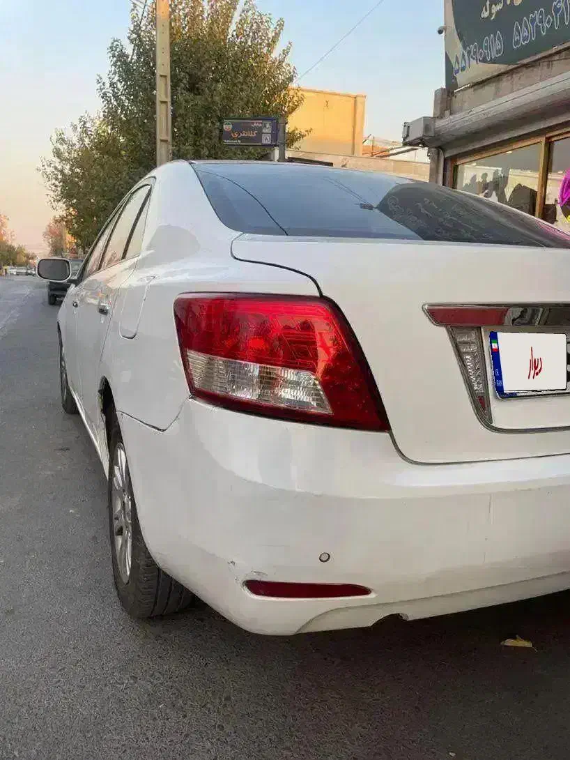 آریو دنده ای با مصرف‌سوخت پایین|خودرو سواری و وانت|تهران, جنت‌آباد شمالی|دیوار