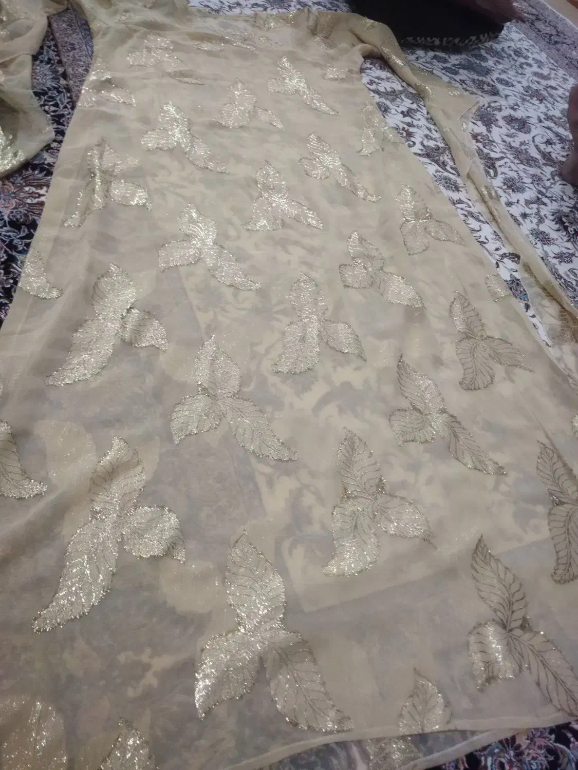 کراس|لباس|مریوان, |دیوار