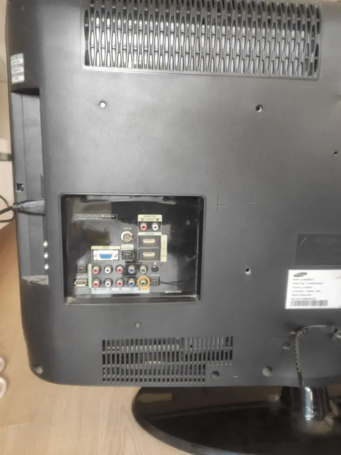 تلویزیون سامسونگ اصل مالزی|تلویزیون و پروژکتور|اصفهان, باغ زیار|دیوار