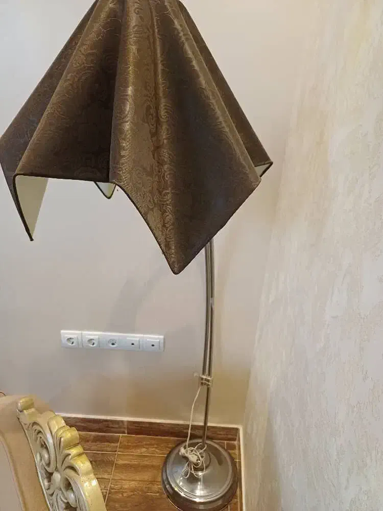 اباژور|چراغ خواب و آباژور|رشت, دروازه لاکان|دیوار