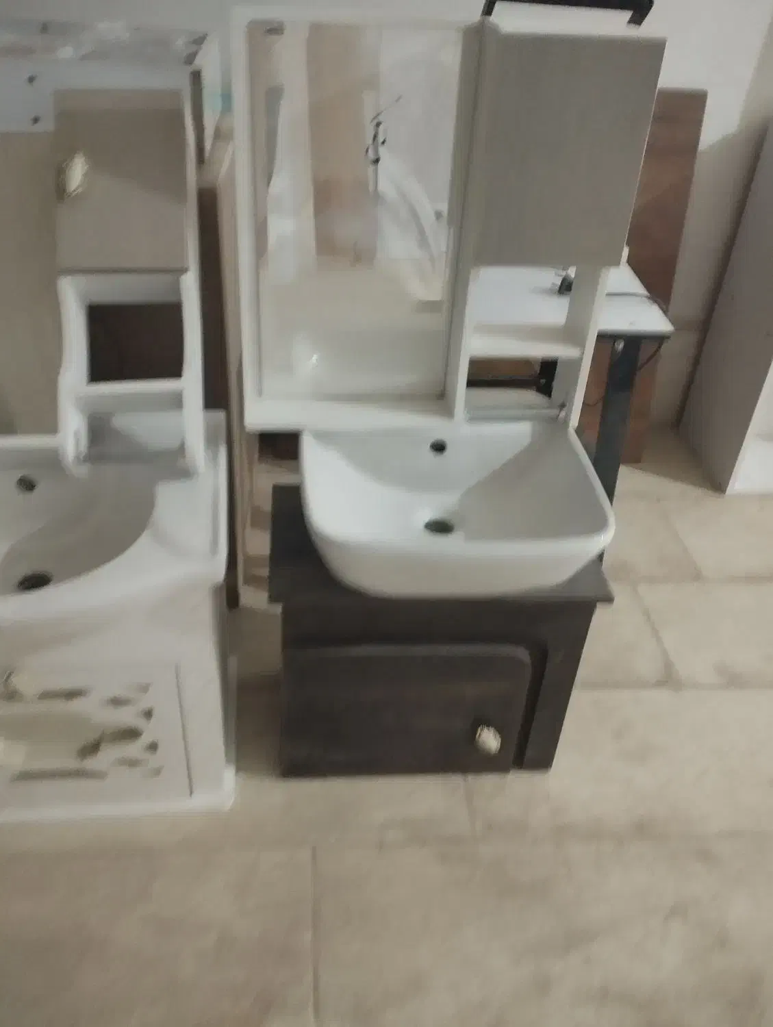 کابین دستشو.پی وی سی|لوازم سرویس بهداشتی|زابل, |دیوار