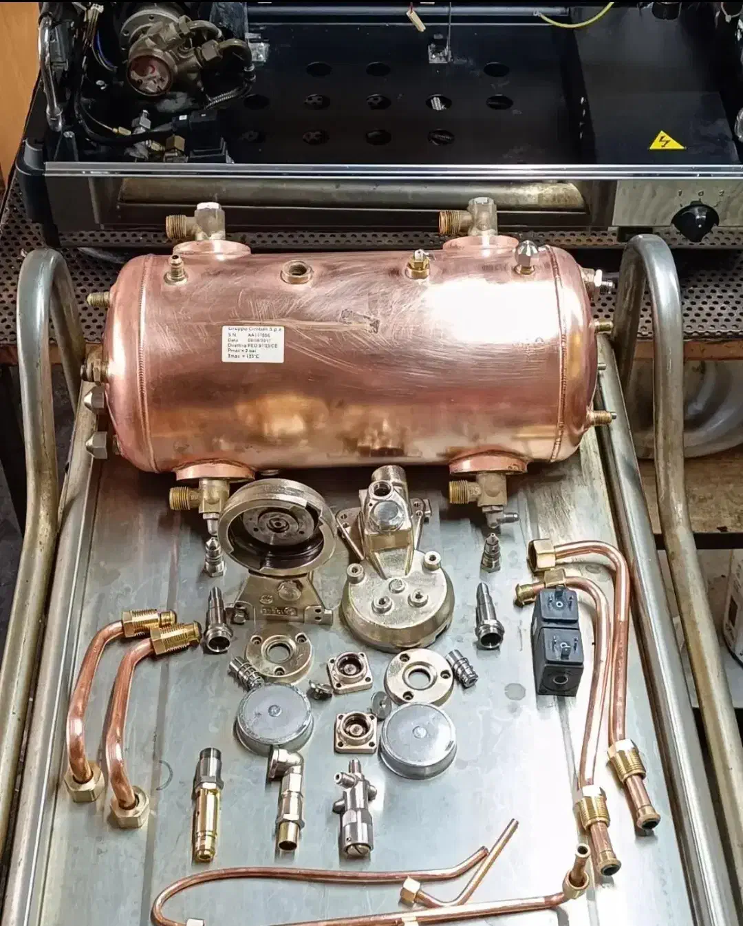 تعمیرات انواع قهوه ساز صنعتی خانگی و آسیاب|خدمات پیشه و مهارت|شهرکرد, |دیوار