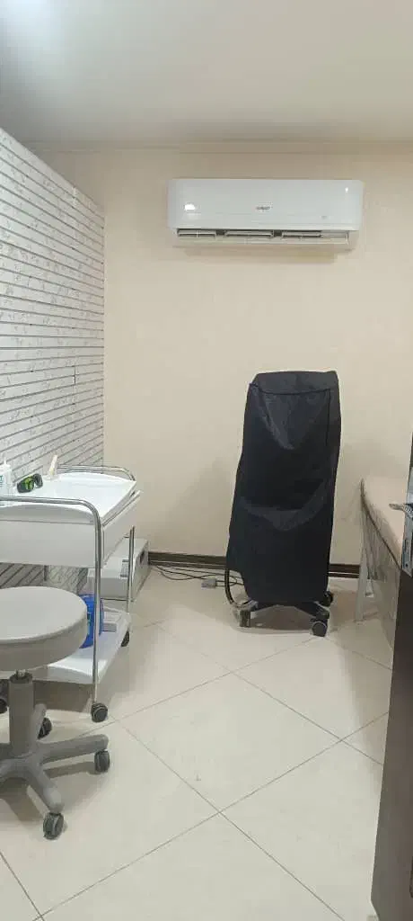 اجاره اتاق|اجارهٔ دفتر کار، اتاق اداری، مطب|شیراز, فرهنگ شهر|دیوار