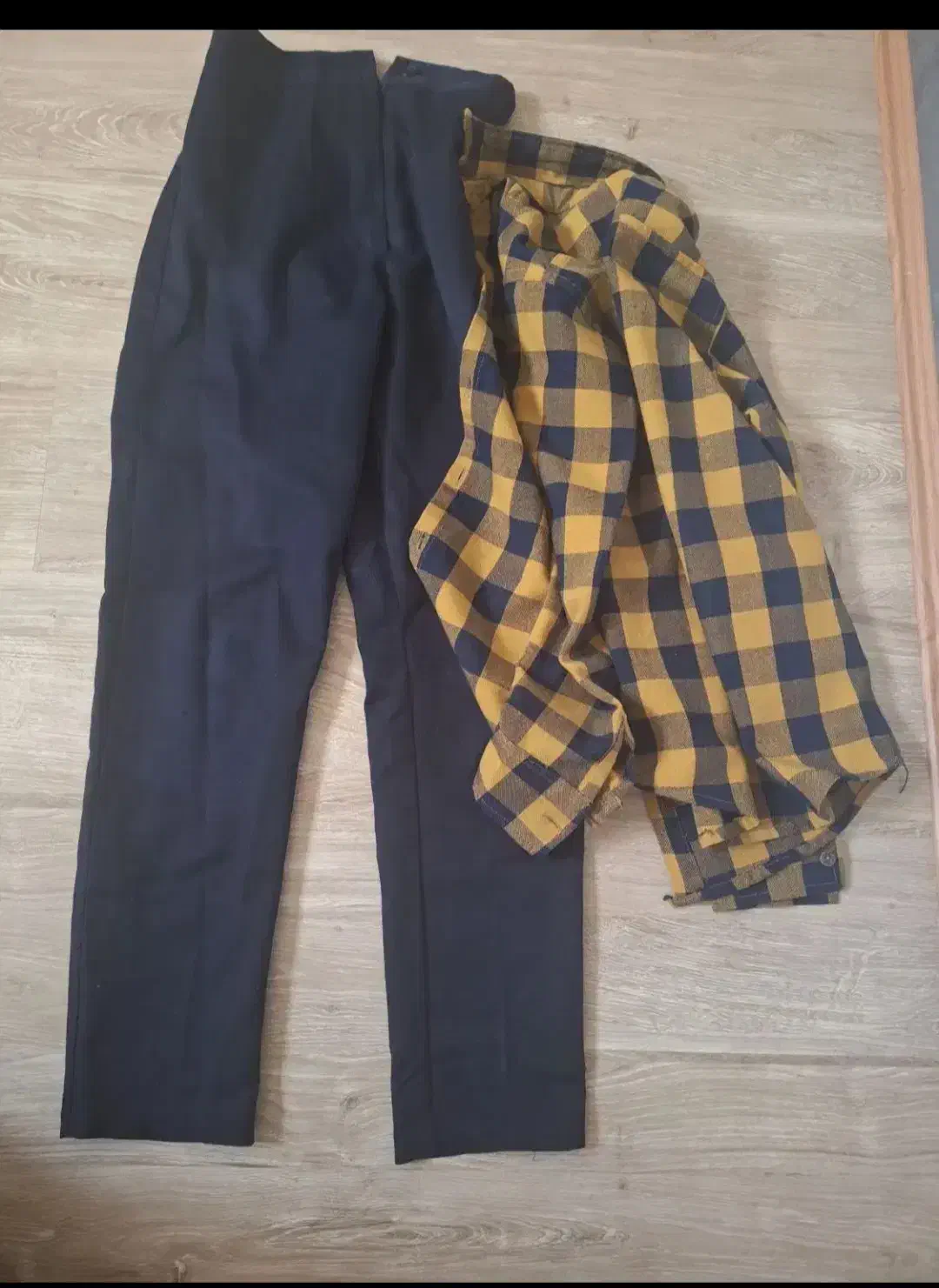 لباس فرم مدرسه پسرانه|لباس|اردبیل, |دیوار