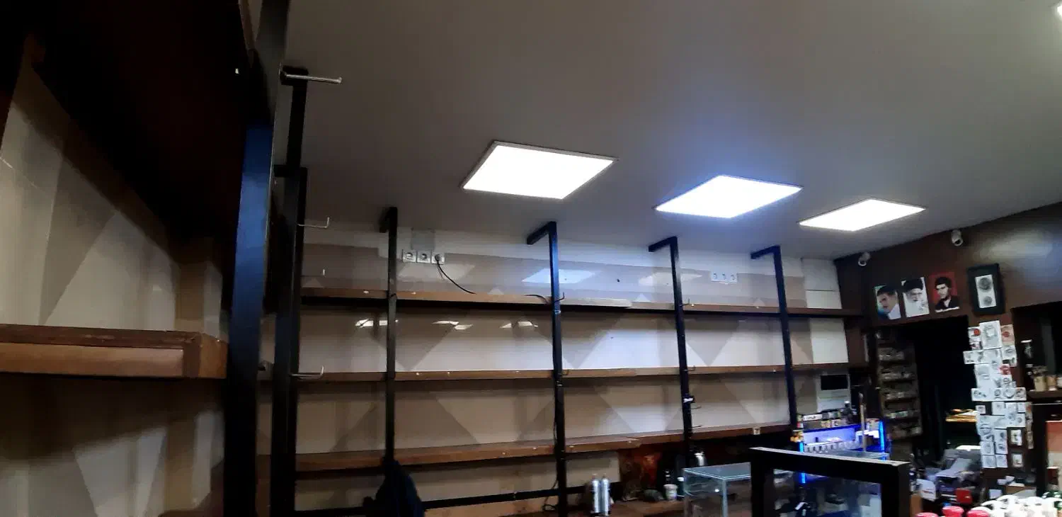 قفسه چوبی|کتابخانه، شلف، قفسه‌های دیواری|قم, سالاریه|دیوار