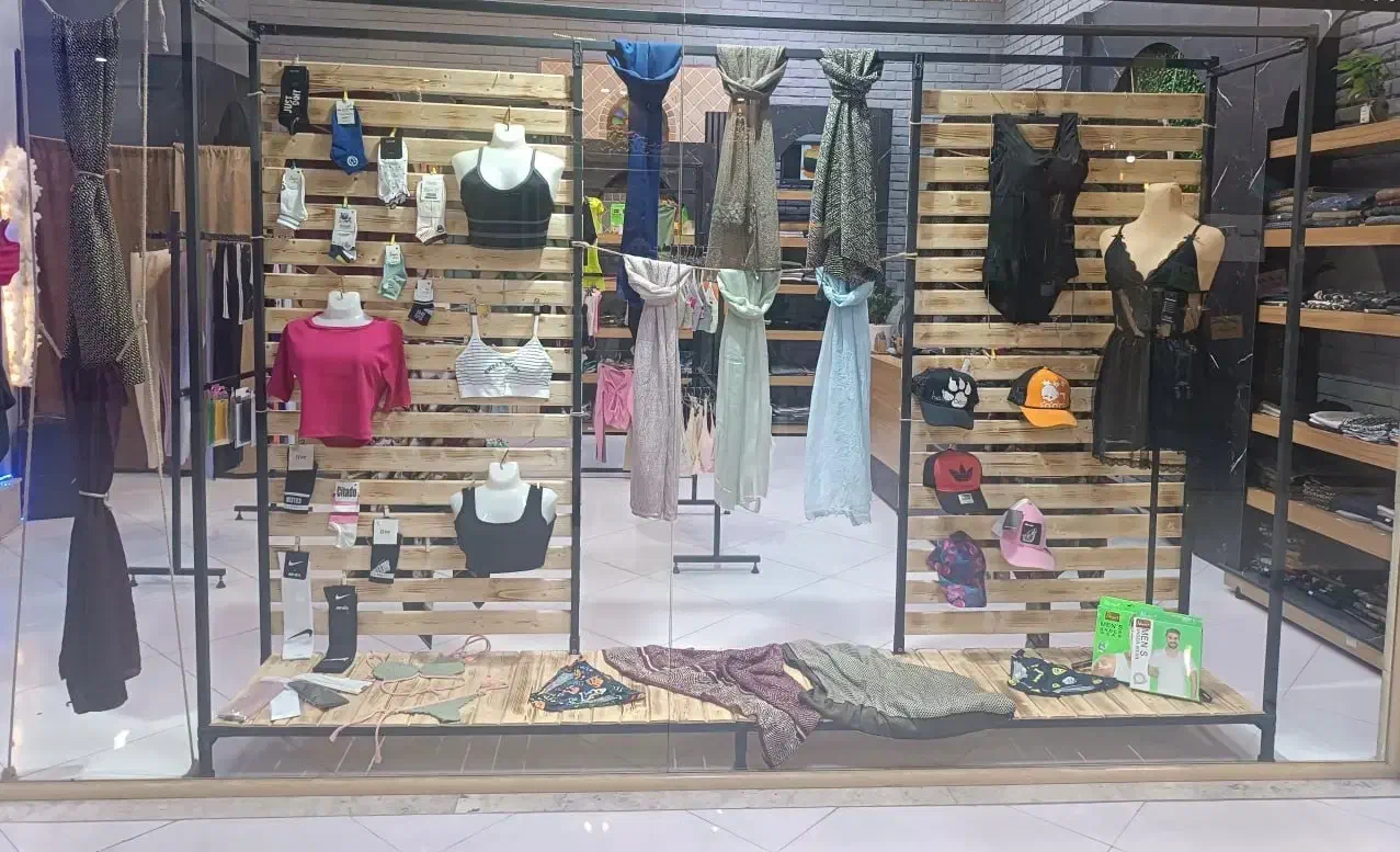 ویترین و رگال|فروشگاه و مغازه|گلبهار, شهر جدید گلبهار|دیوار