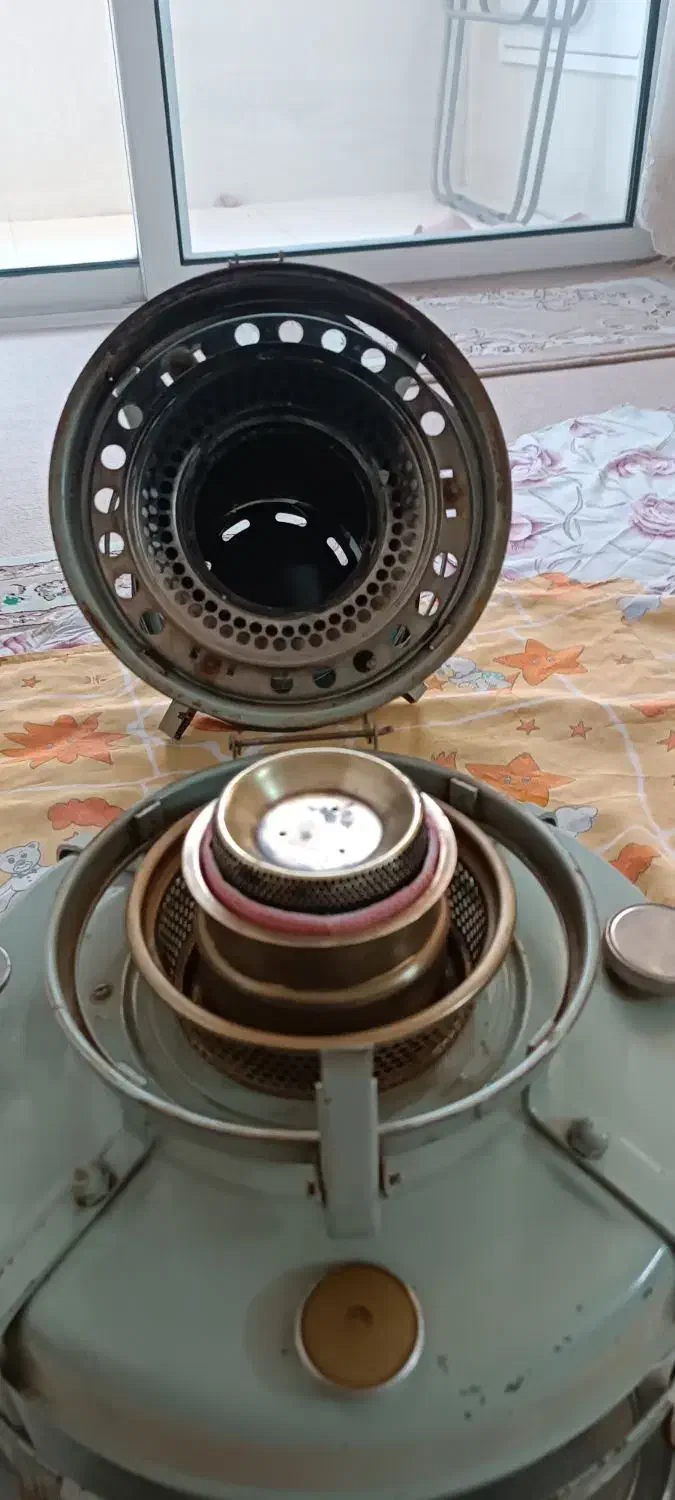 چراغ نفتی علاالدین|کلکسیون اشیاء عتیقه|برخوار, |دیوار