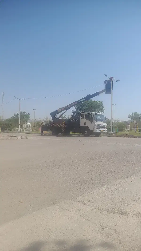 بالابر ۸ تن فورس ۱۸ متری|خدمات حمل و نقل|امیدیه, |دیوار