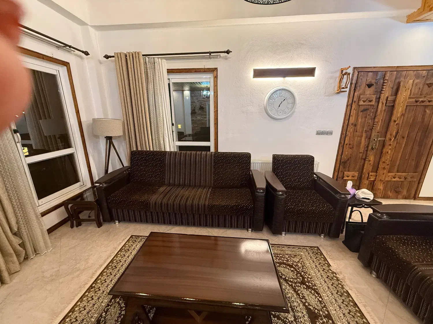 مبلمان ۷ نفره|مبلمان خانگی و میز عسلی|رویان, |دیوار