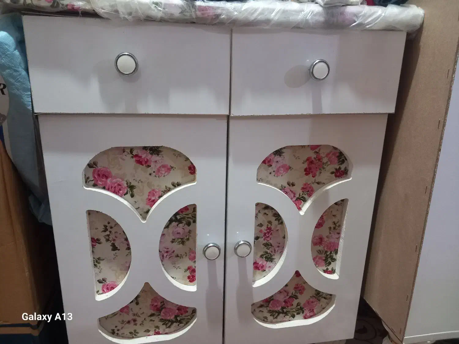 میز اتو کمدی|مبلمان خانگی و میز عسلی|میناب, |دیوار