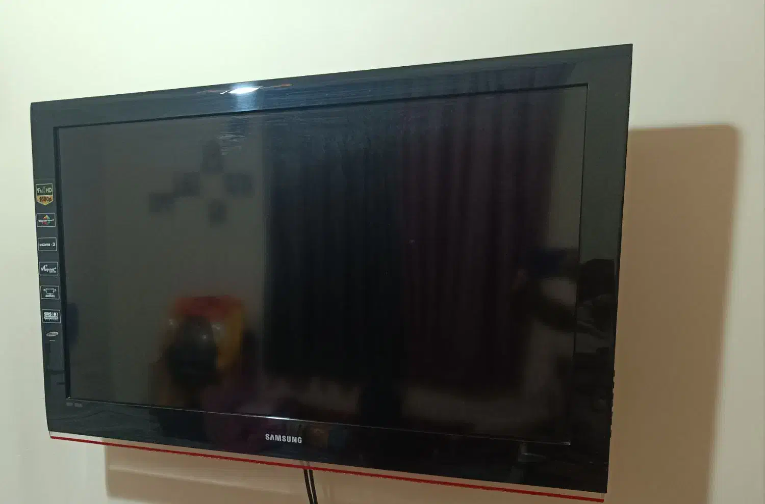 تلویزیون|تلویزیون و پروژکتور|شهریار, شهریار|دیوار