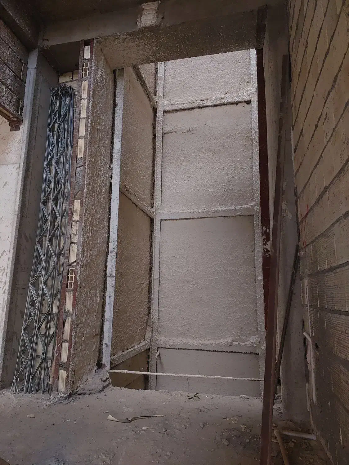 خانه نیمه ساز بلوار صدوقی کوچه آفتاب|پیش‌فروش املاک|یزد, |دیوار