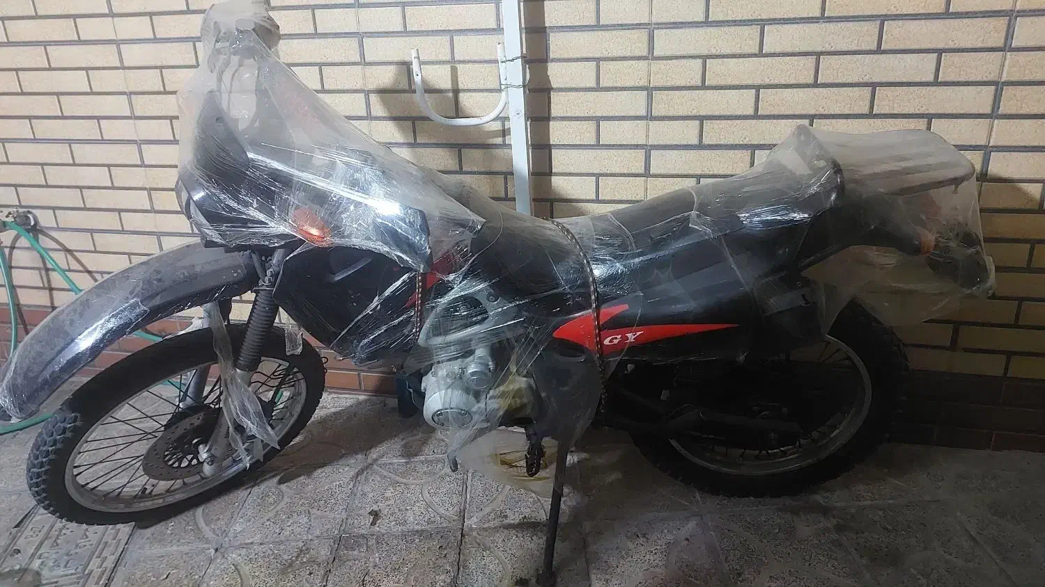 تریل آرمین ۲۰۰ انجین نو پلاک فوری|موتورسیکلت|مبارکه, |دیوار