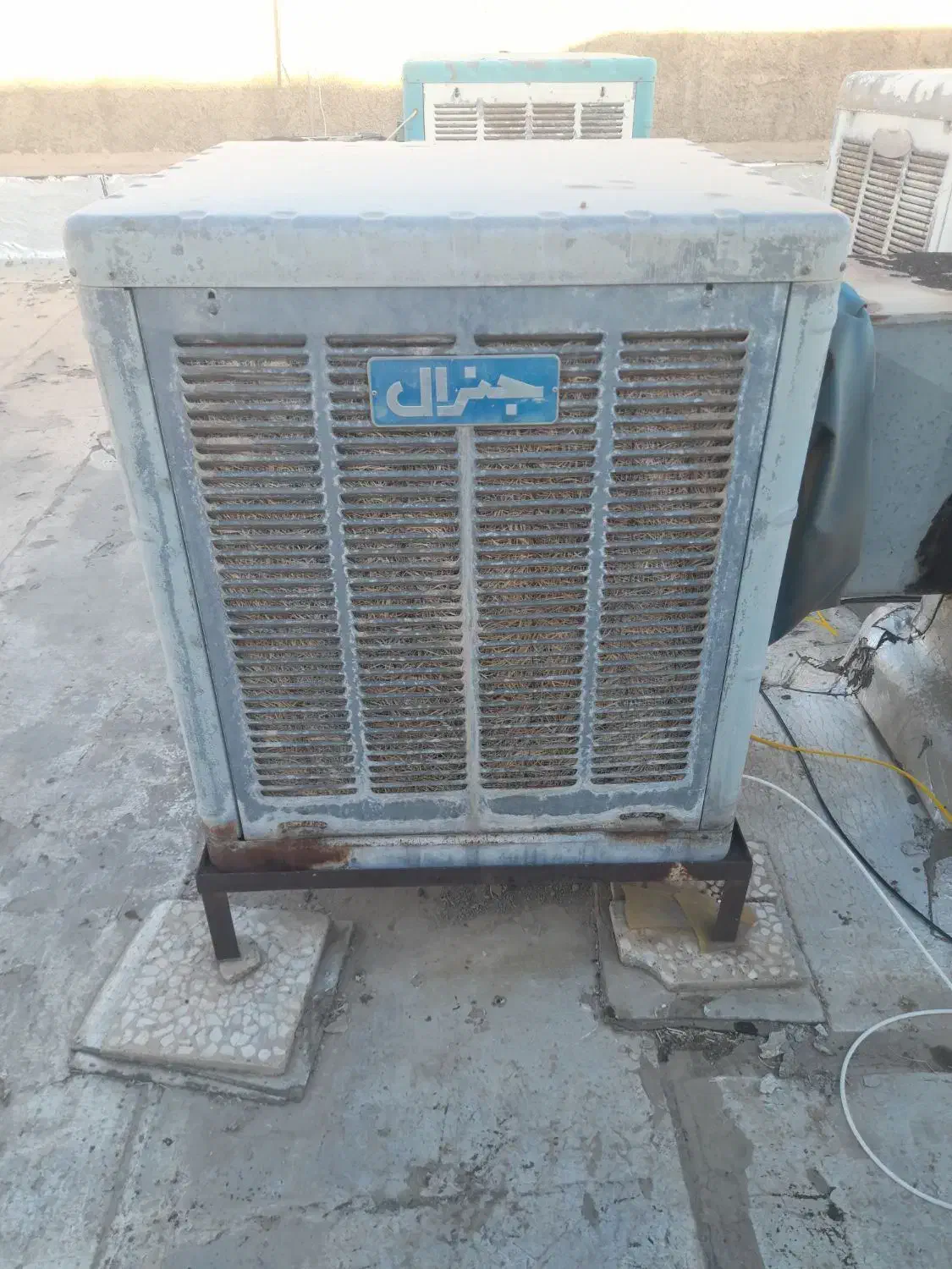 کولر ابی و درب چوبی|کولر آبی|کرج, برغان|دیوار