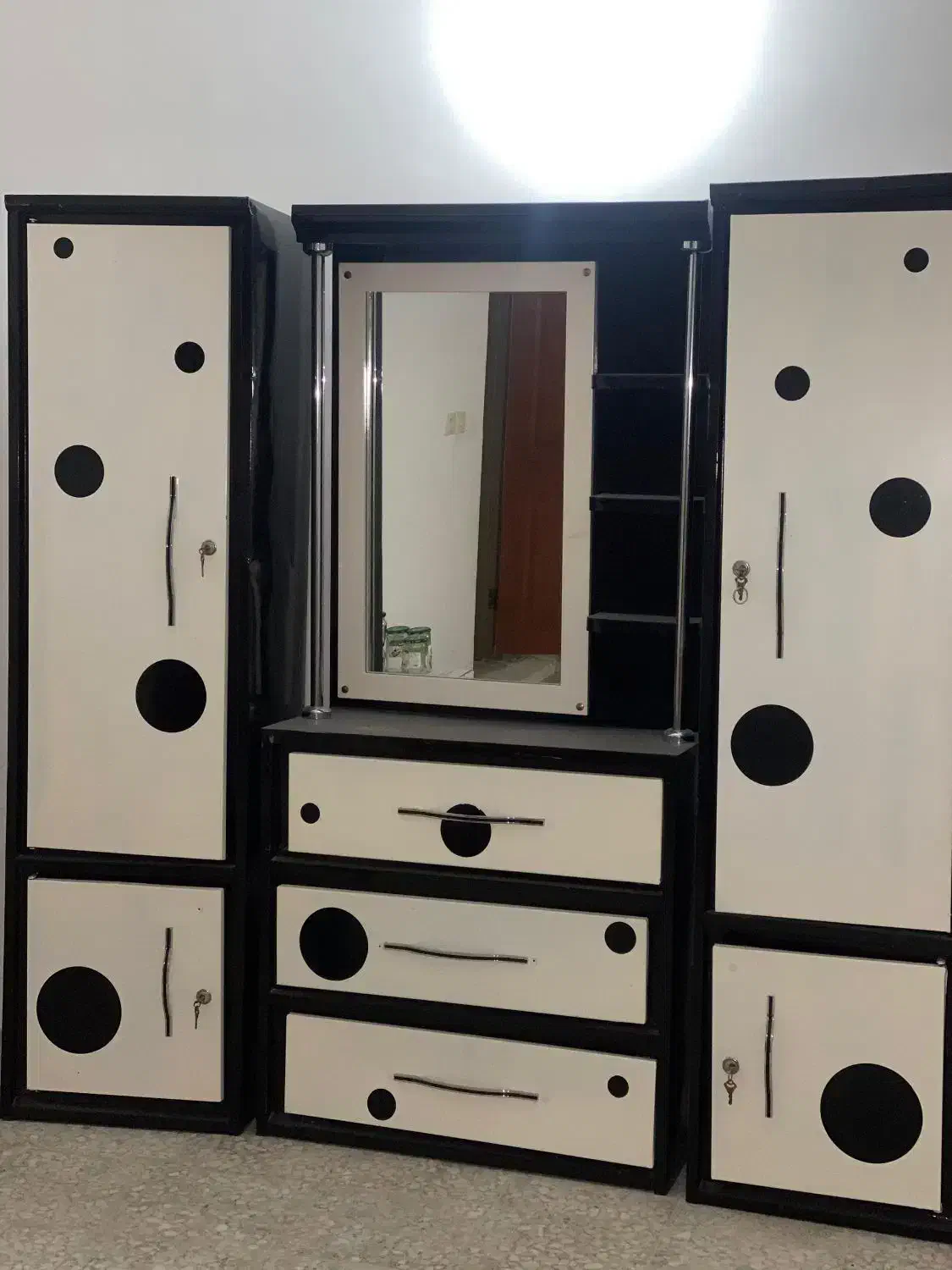 دو عدد کمد لباسی میز ارایشی|تخت و سرویس خواب|گراش, |دیوار