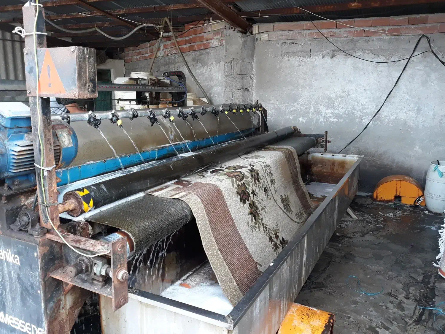 خدمات قالیشویی  کاملا مکانیزه|خدمات نظافت|لاهیجان, کوی خزر|دیوار