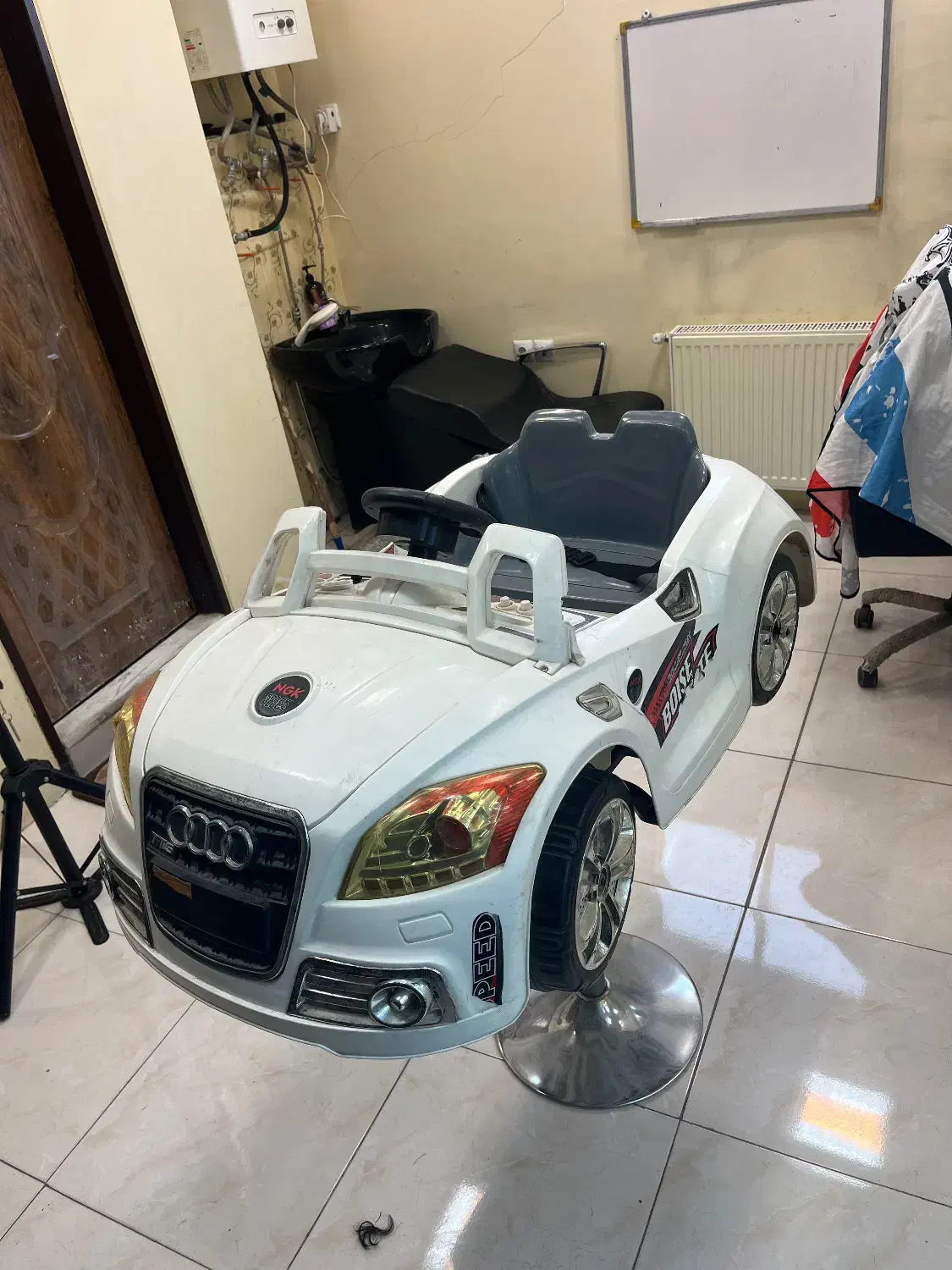 صندلی اصلاح کودک|آرایشگاه و سالن‌های زیبایی|اصفهان, دوطفلان|دیوار