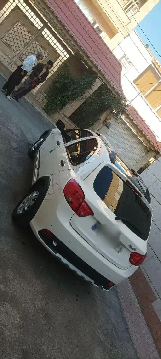 کویک R مدل 1402 گارانتی فعال|خودرو سواری و وانت|مریوان, |دیوار