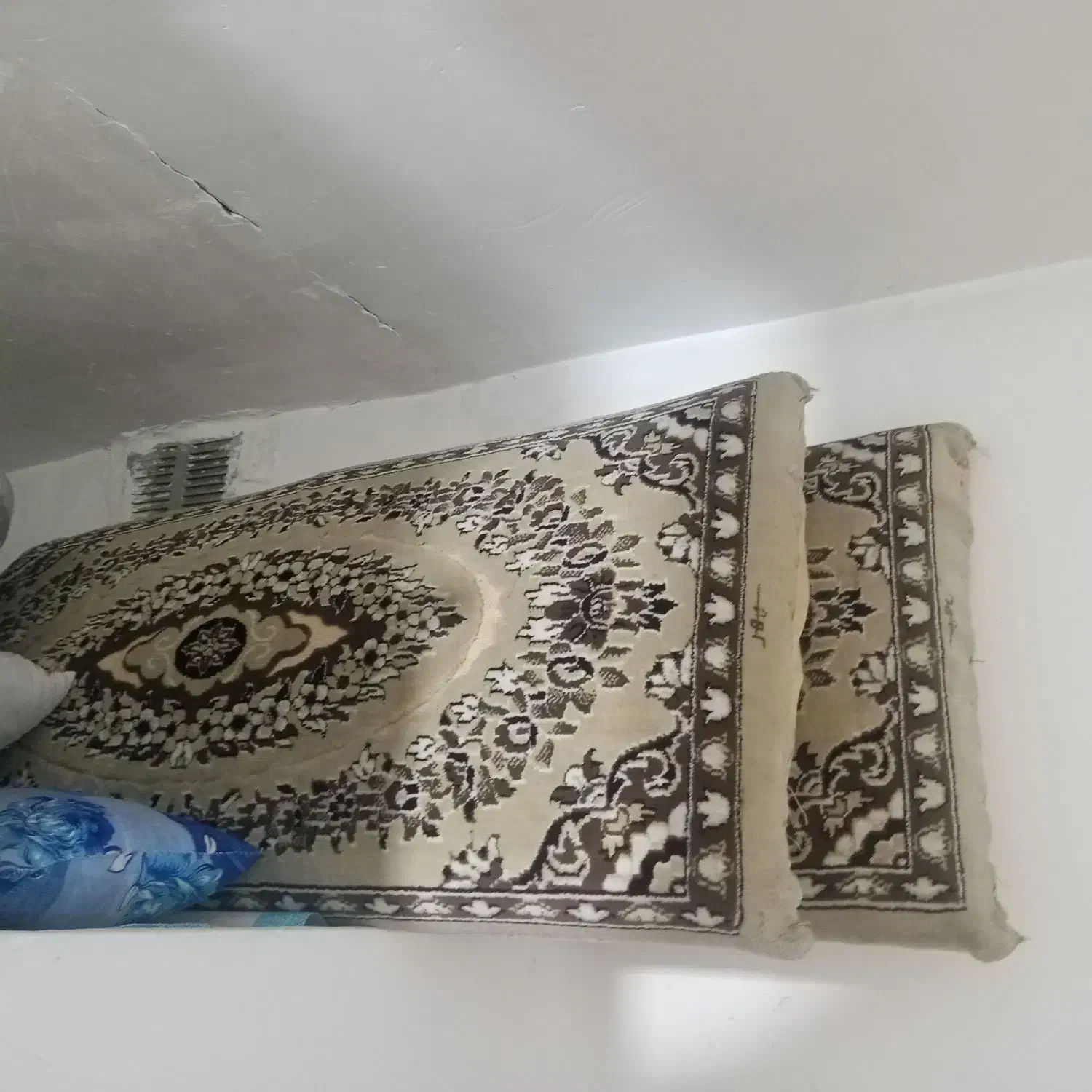 یک جفت پشتی|پشتی|مشهد, دوست آباد|دیوار