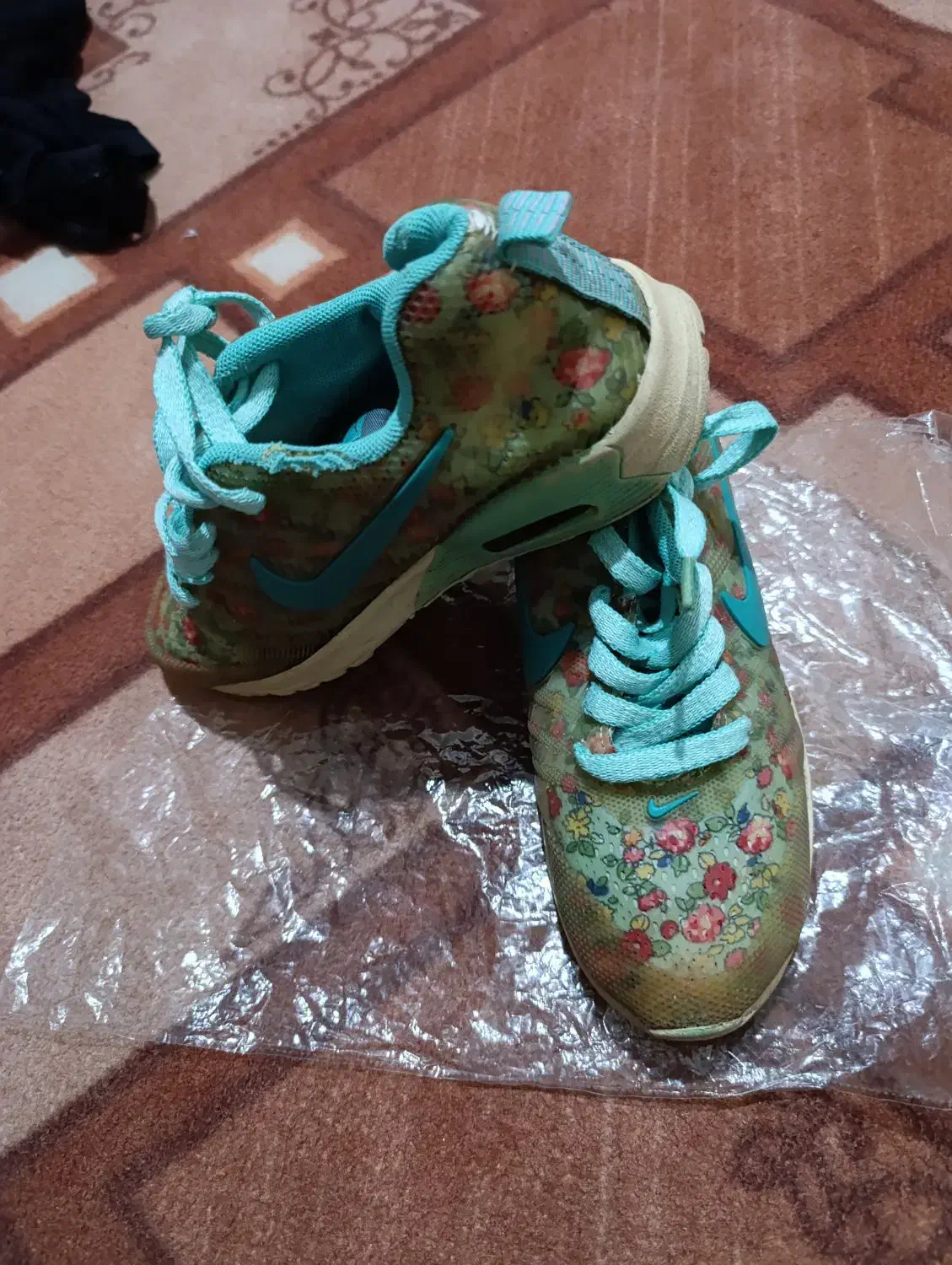 کفش اسپورت دخترانه|کفش و لباس بچه|سرپل ذهاب, |دیوار