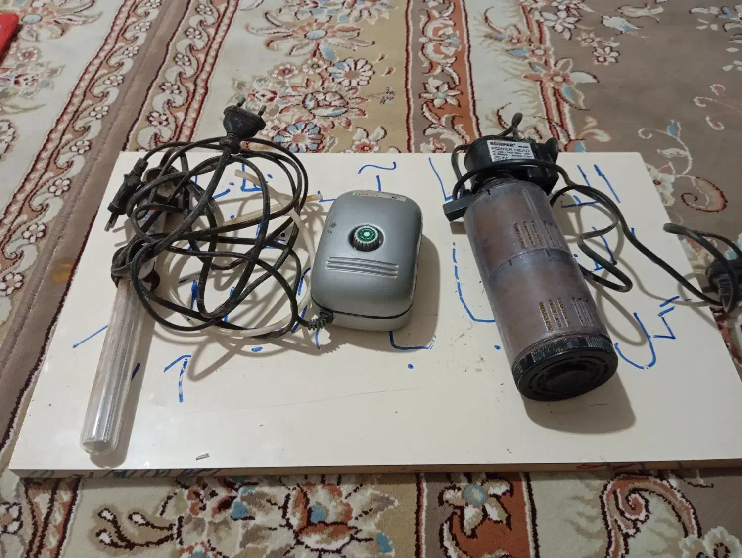 وسایل اکواریوم در حد نو|ماهی|تویسرکان, |دیوار