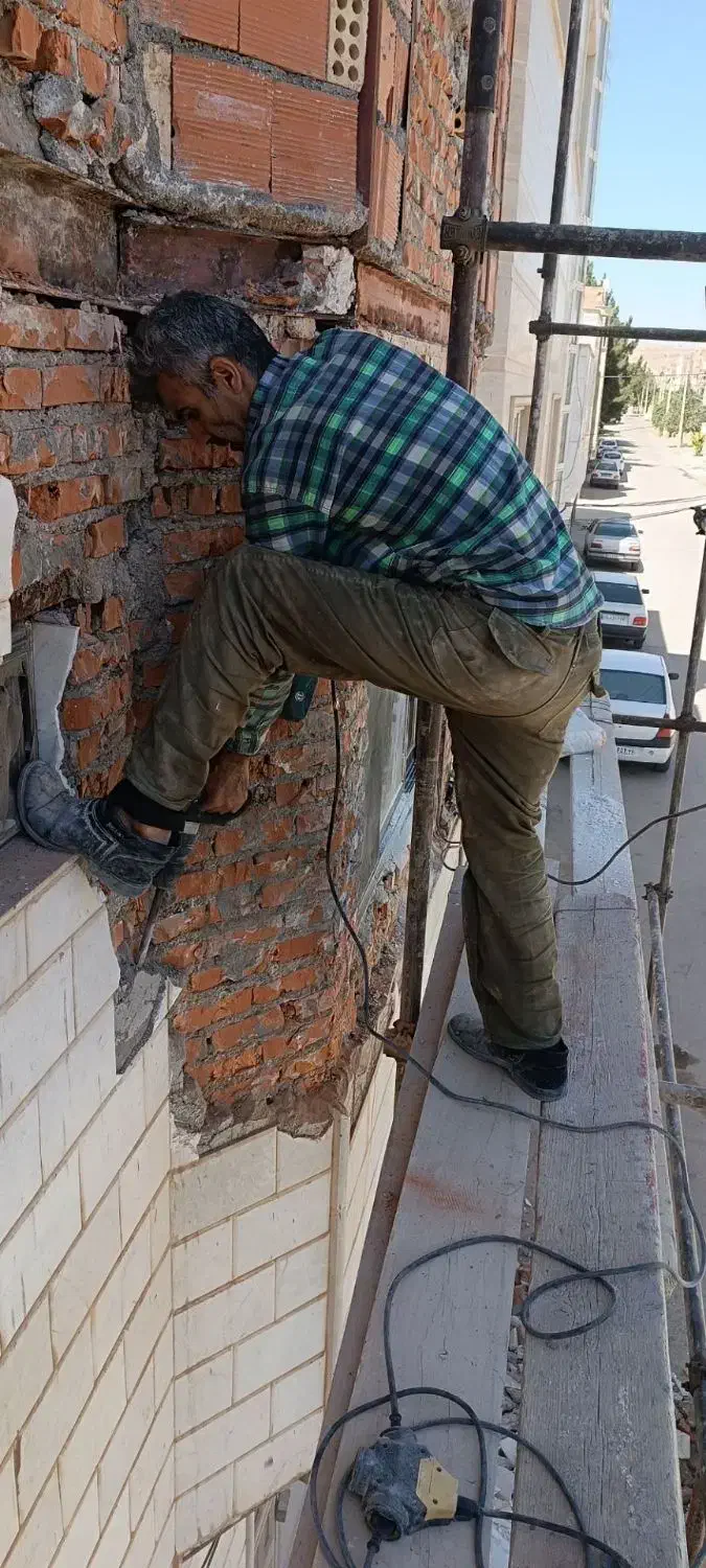 تخریب سنگکاری کاشی‌کاری وخوردکاری ساختمان|خدمات پیشه و مهارت|بجنورد, |دیوار