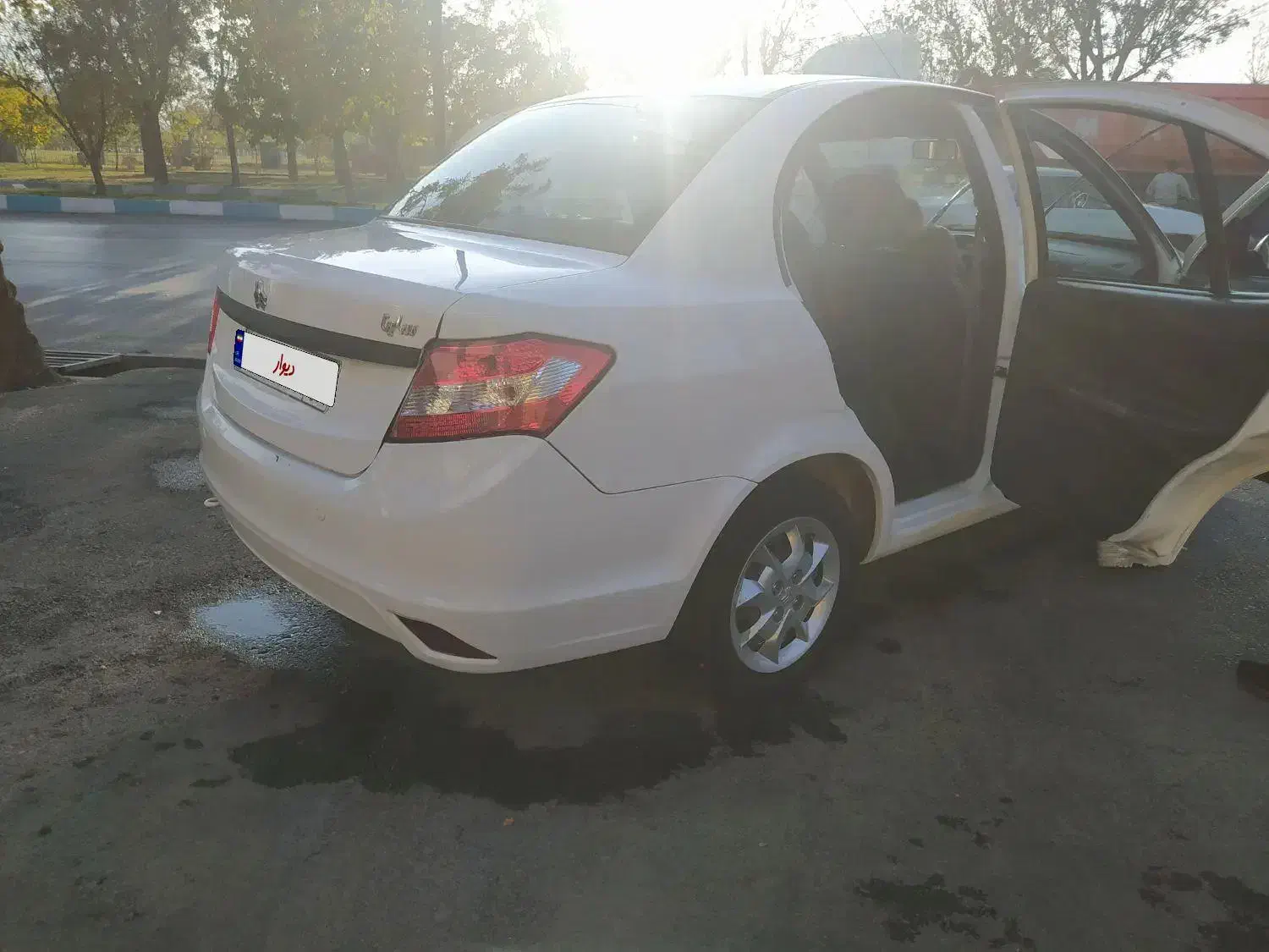 ساینا مدل 98|خودرو سواری و وانت|همدان, |دیوار