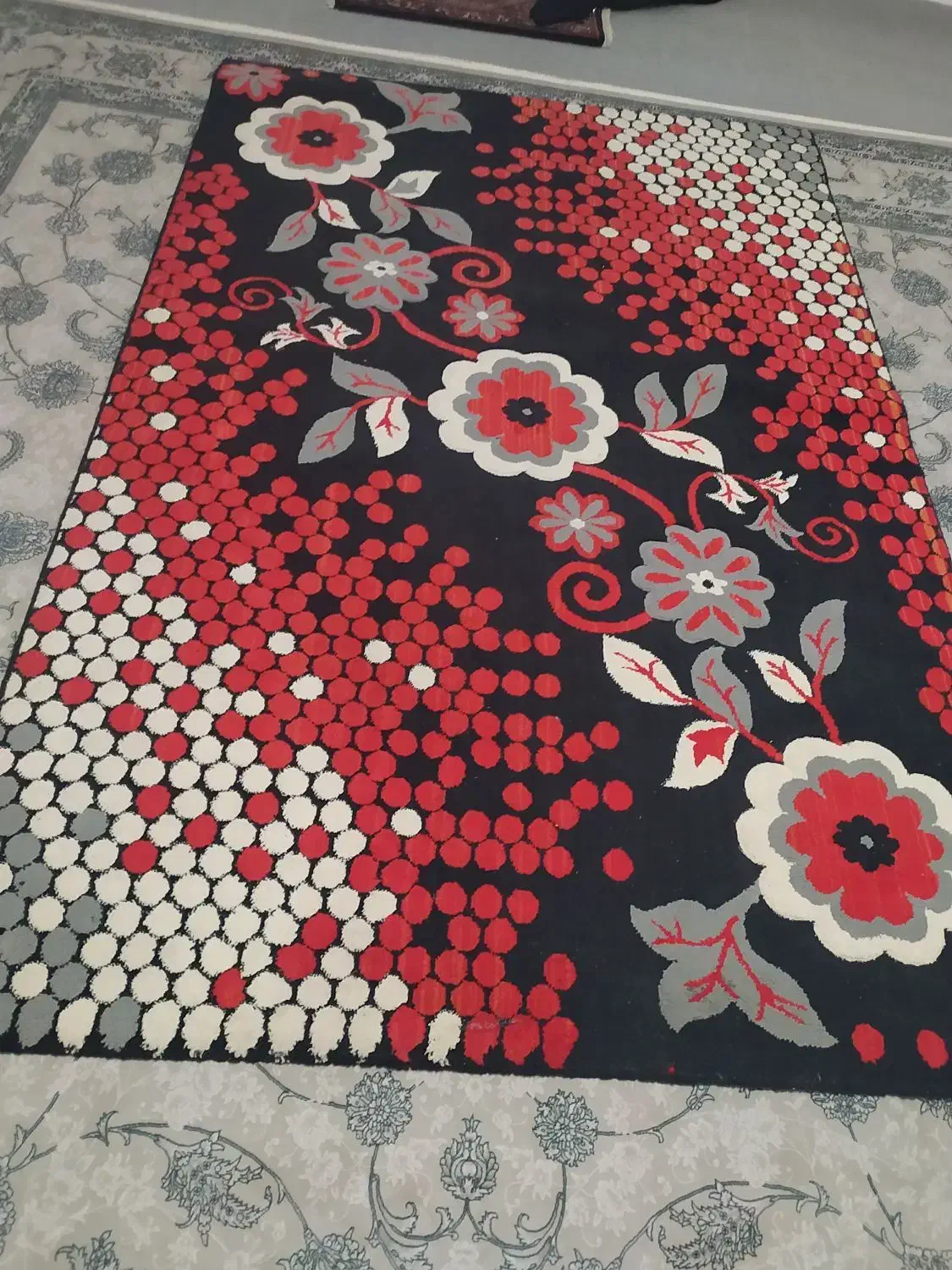 فرش فانتزی سالم کم کار|گلیم، جاجیم، گبه|زنجان, |دیوار