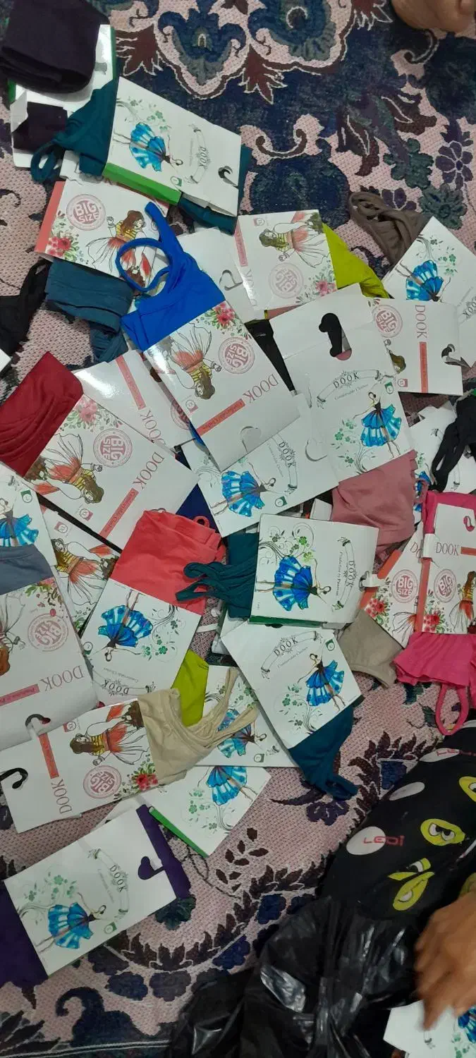 تعدادی تاب بندی دووک|لباس|فردیس, شهرک ناز|دیوار