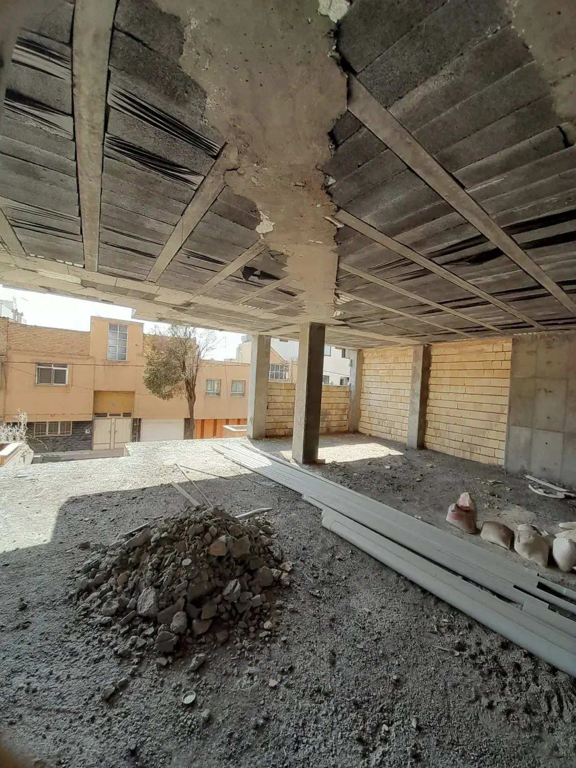 فروش اپارتمان صفر ۱۶۰ متری تک واحدی بر خ غرضی|فروش آپارتمان|اصفهان, شهرک کاوه|دیوار