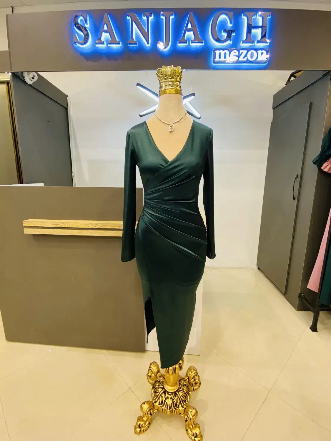 مانکن لوکس و سوزن خور|فروشگاه و مغازه|مشهد, شهید آوینی|دیوار