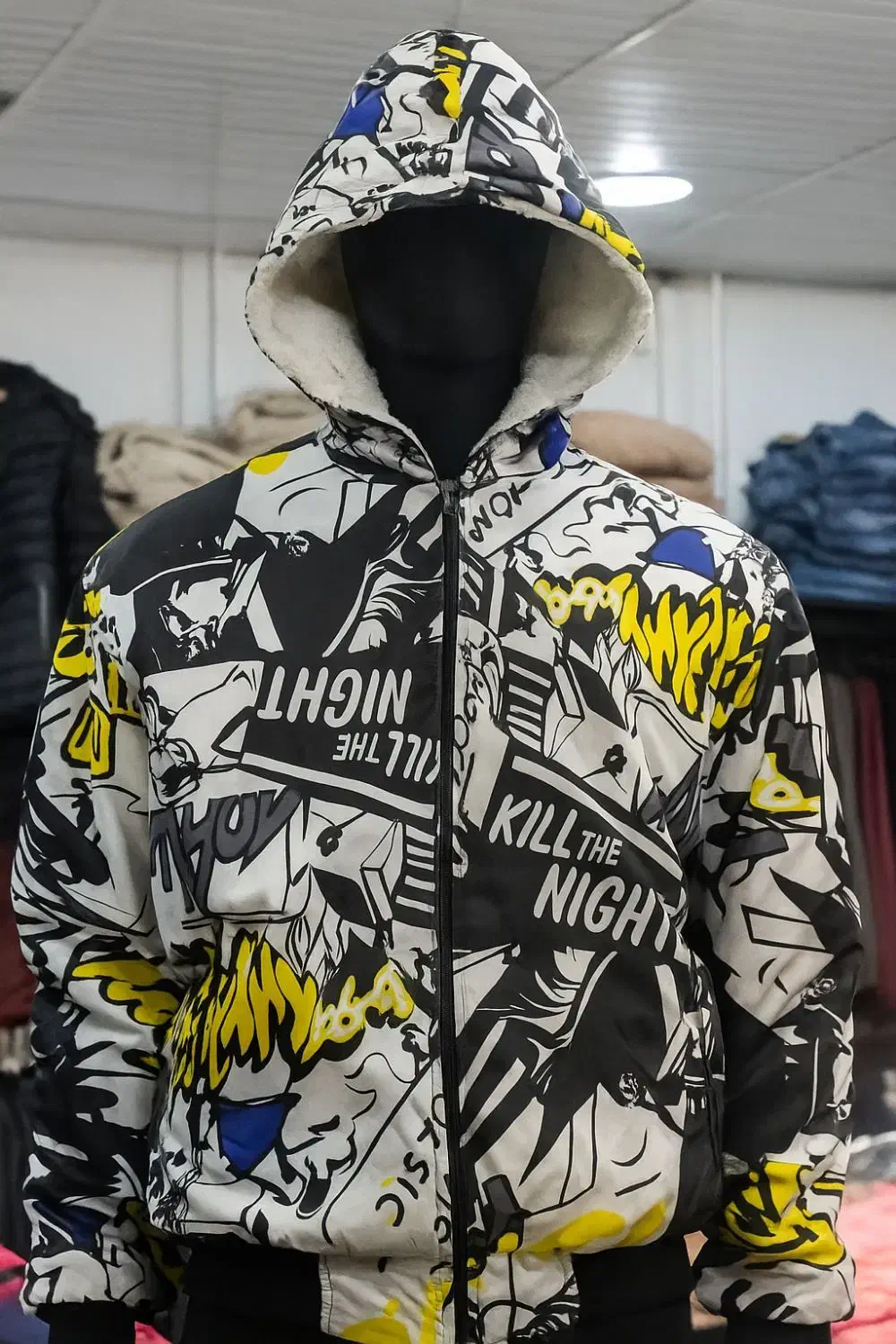 کاپشن بادی|لباس|برخوار, |دیوار