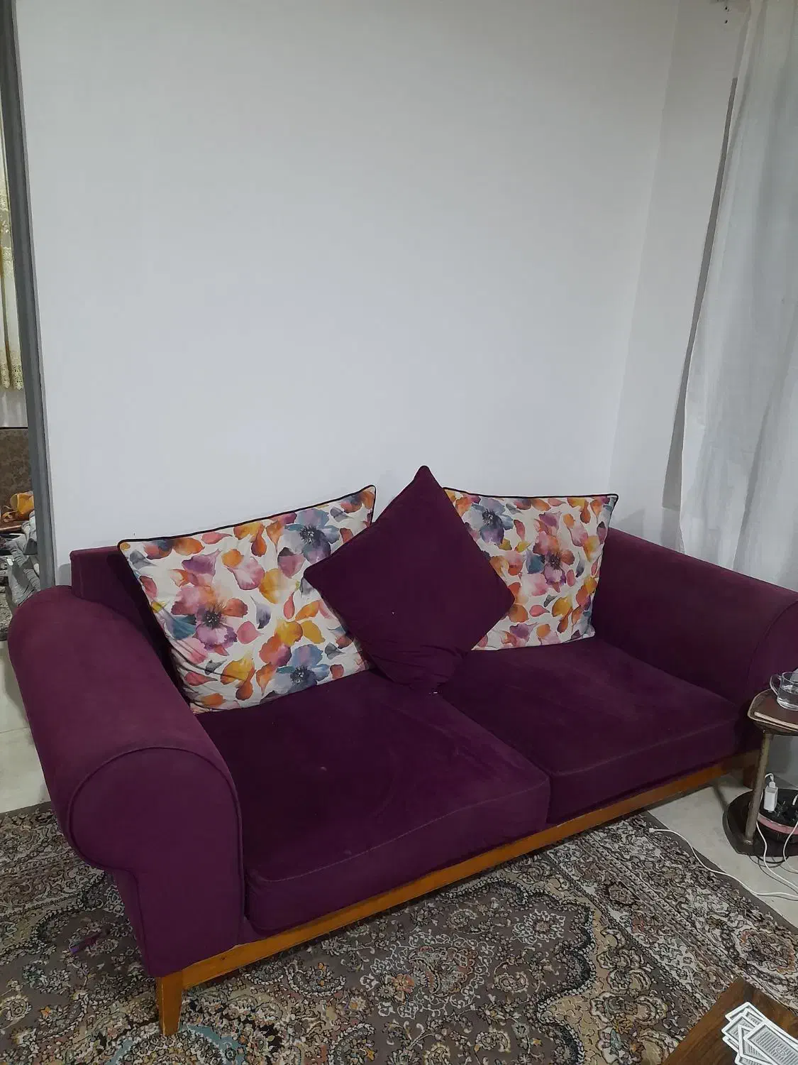 فروش مبل راحتی کاملا سالم|مبلمان خانگی و میز عسلی|بهشهر, |دیوار