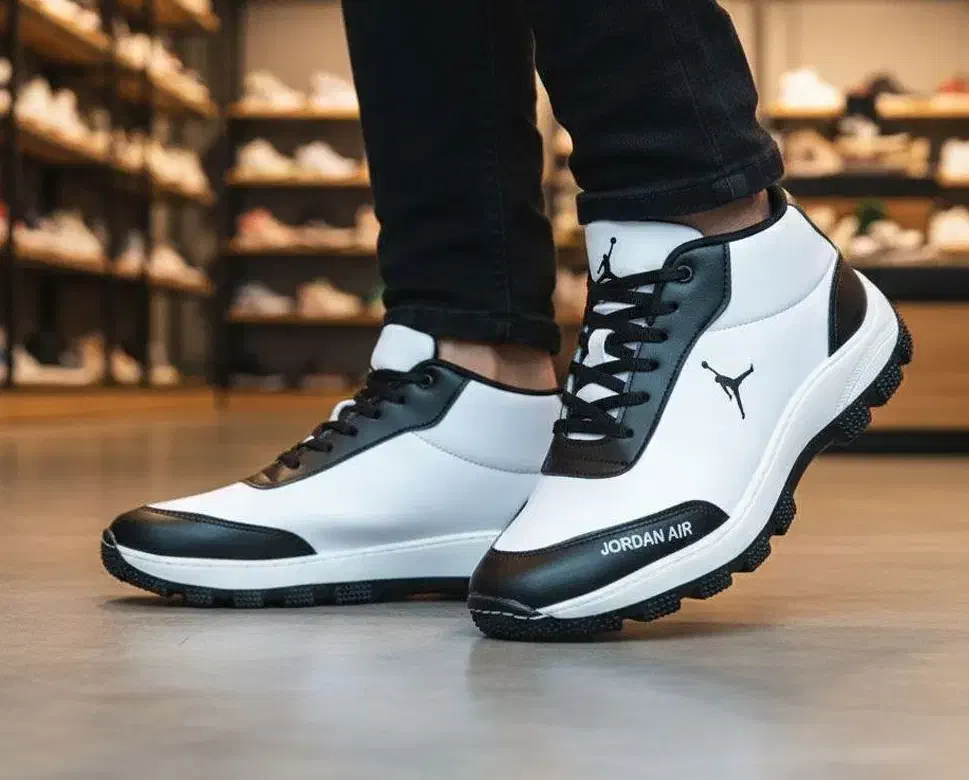 کفشش مردونه|کوهنوردی و کمپینگ|خرمآباد, |دیوار