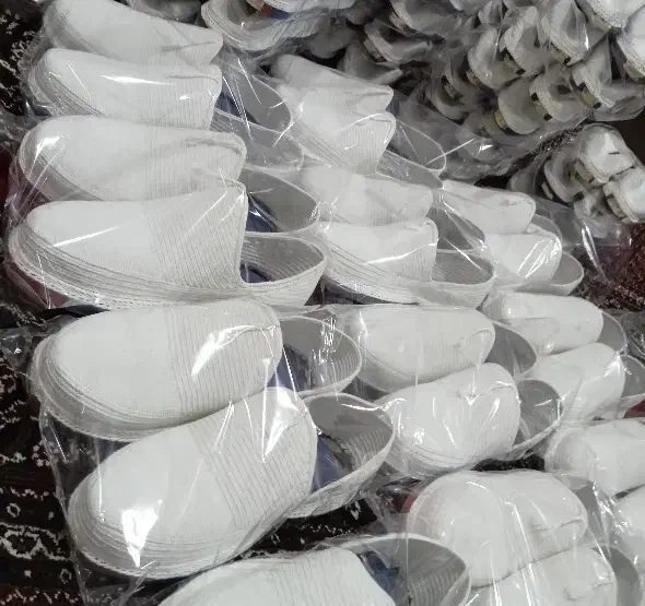 کلاش|کیف، کفش، کمربند|مریوان, |دیوار