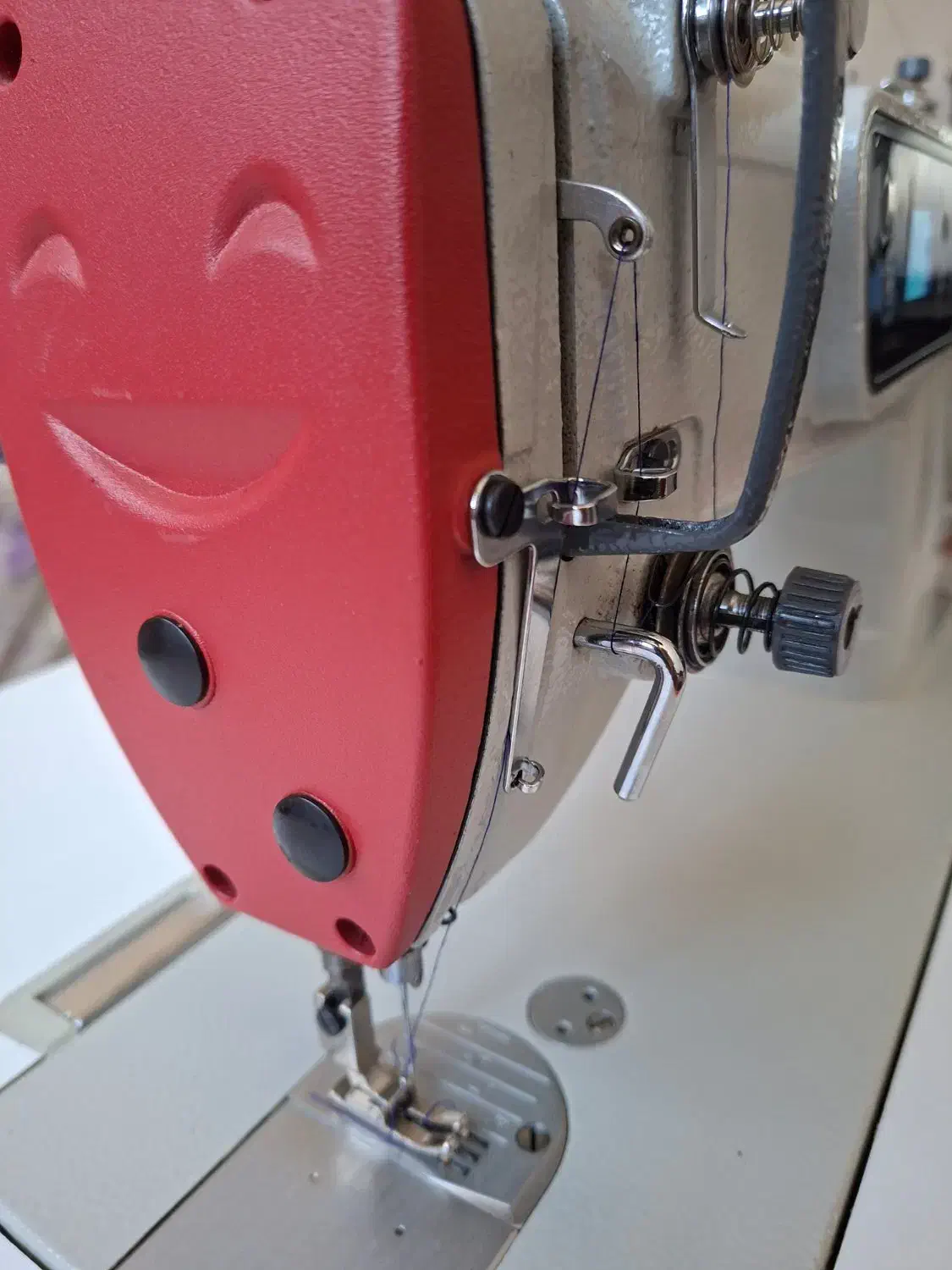 چرخخیاطی|چرخ خیاطی و ریسندگی|مرند, |دیوار