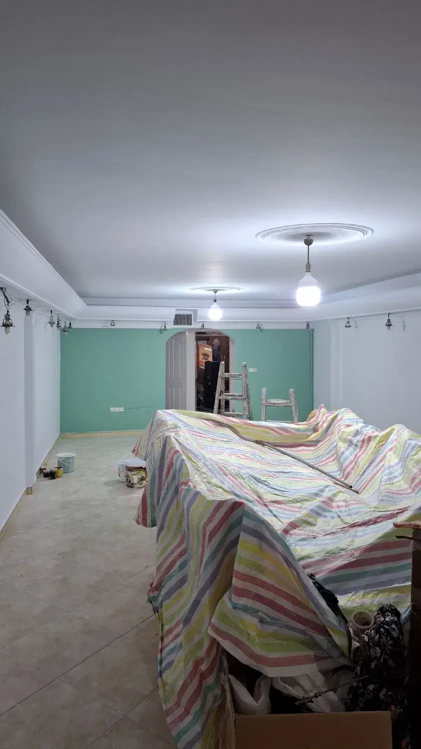 رنگ آمیزی نقاش ونقاشی ساختمان تمام مناطق|خدمات پیشه و مهارت|کرج, عظیمیه|دیوار