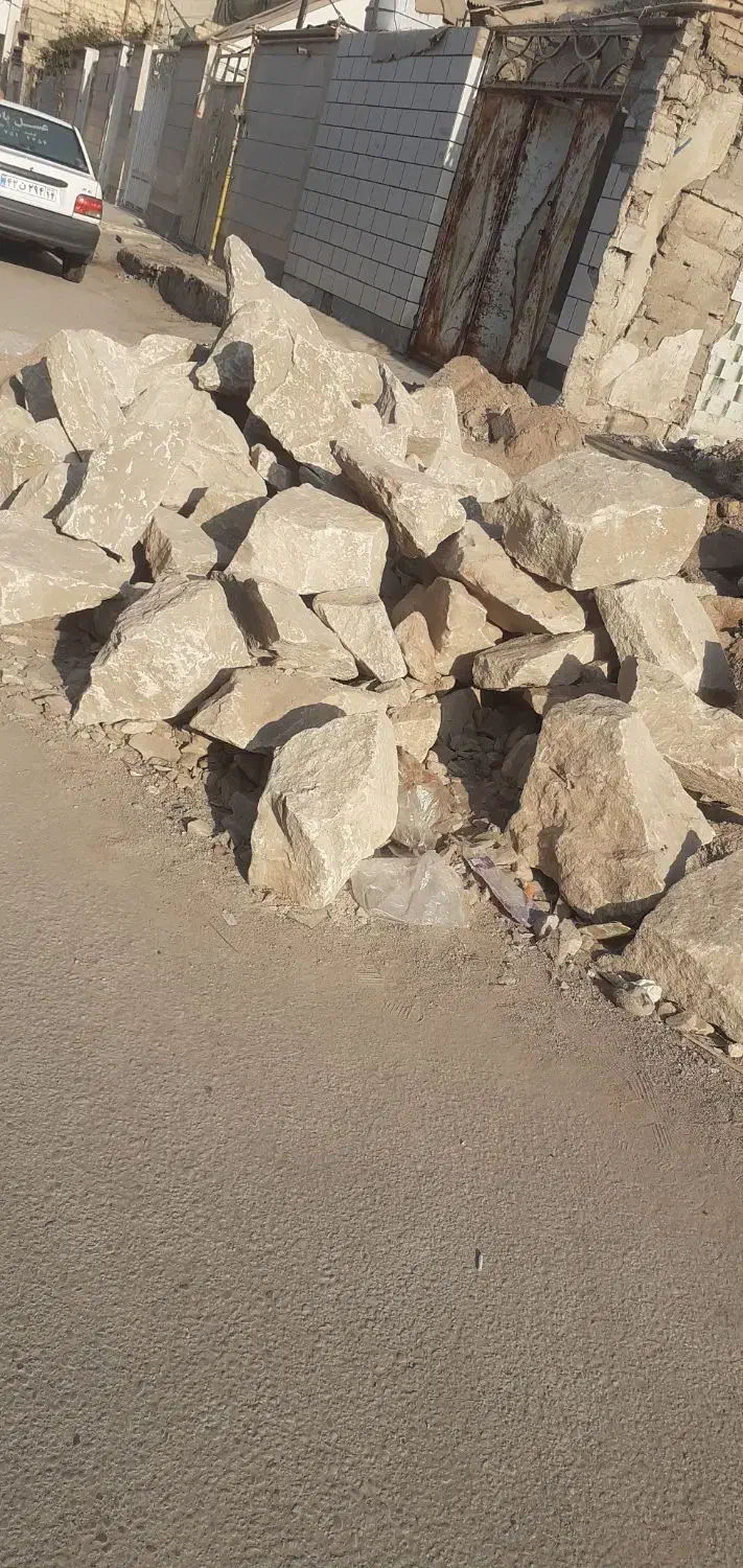 سنگ سنکاری نصف ماشین ازبنای اضافه مانده|مصالح و تجهیزات ساختمان|کارون, |دیوار