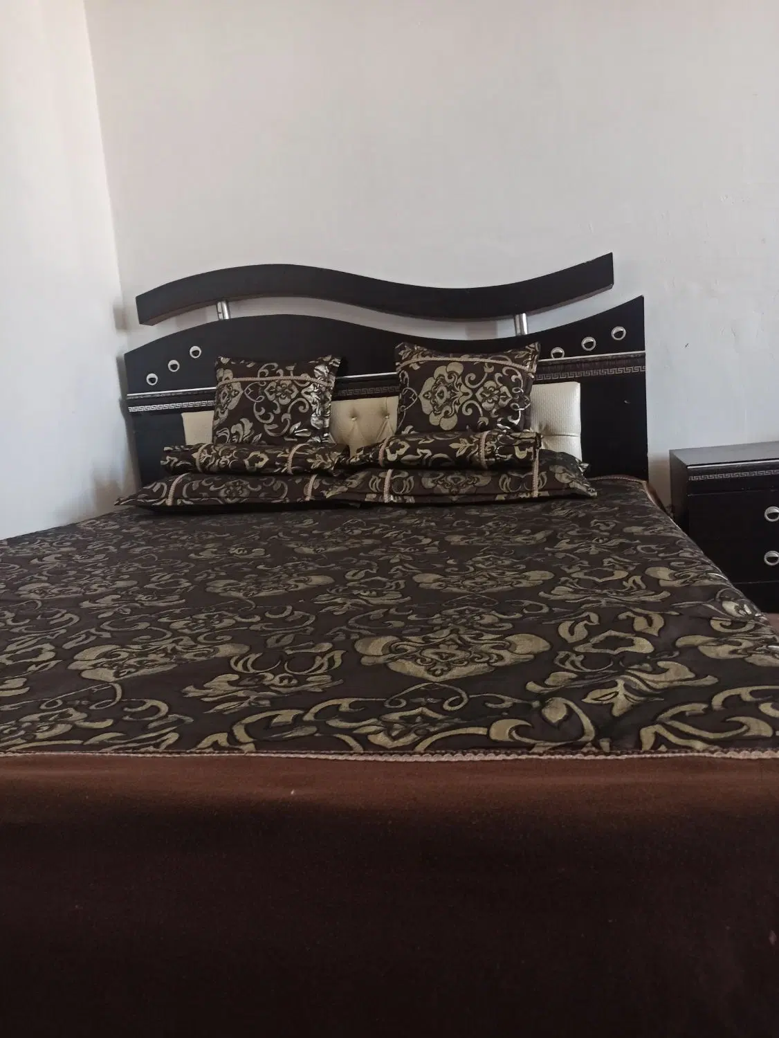 تخت|تخت و سرویس خواب|روانسر, |دیوار