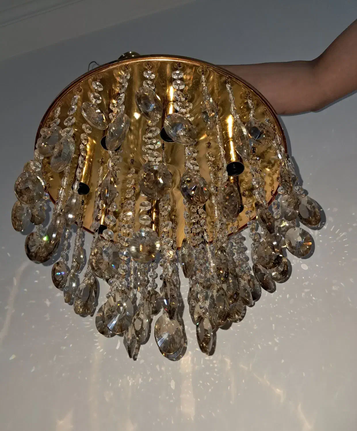 یک جفت لوستر کریستالی|لوستر و چراغ آویز|گرگان, |دیوار