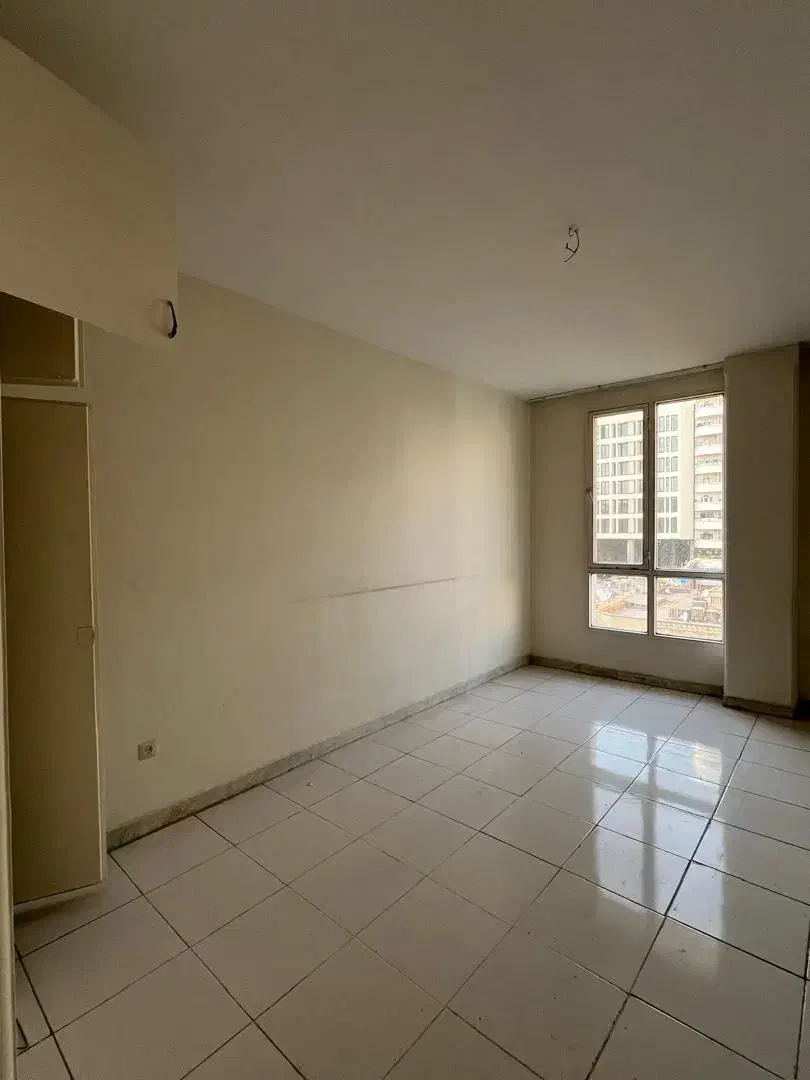 ۱۵۳ متر ۳ خوابه بالای کاج ط ۶ ویو ابدی قابل تبدیل