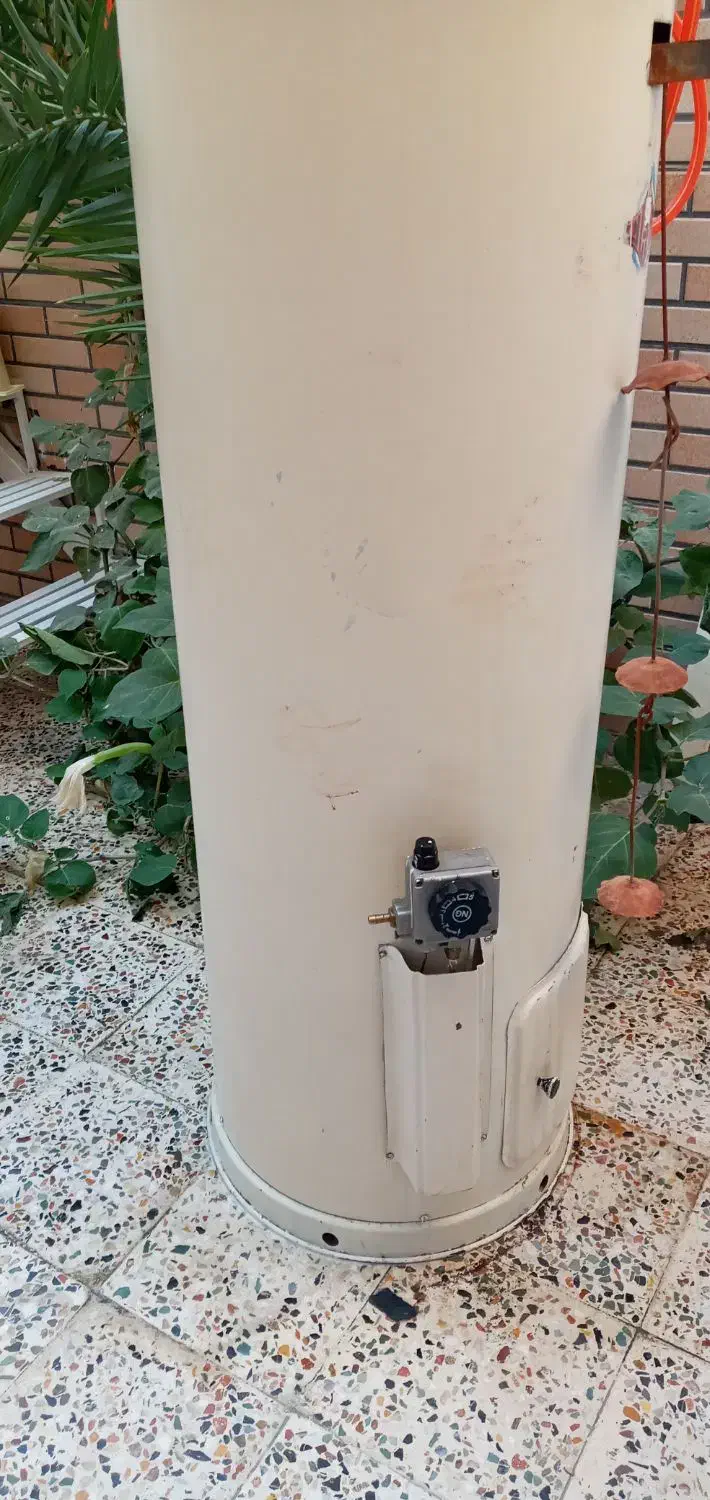 ابگرمکن چهارپایه|آبگرمکن، پکیج، شوفاژ|نجف‌آباد, صالح آباد|دیوار