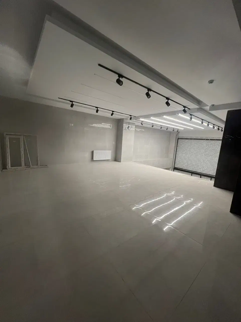 اجاره مغازه ۲۰۰ متر/حوالی شهرک کارمندان|اجارهٔ مغازه و غرفه|زنجان, |دیوار