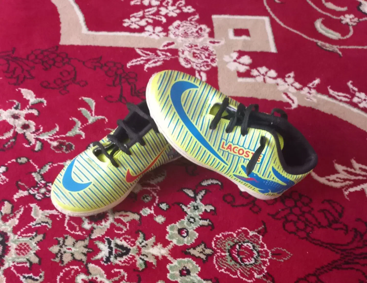 کتونی فوتبالی چمن ،پسرانه ،سایز،32|کیف، کفش، کمربند|نیشابور, شهرک رسولی|دیوار