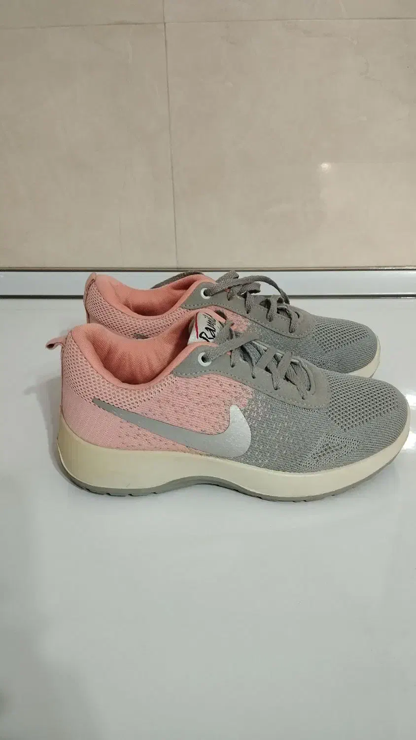 کفش|کیف، کفش، کمربند|مرند, |دیوار