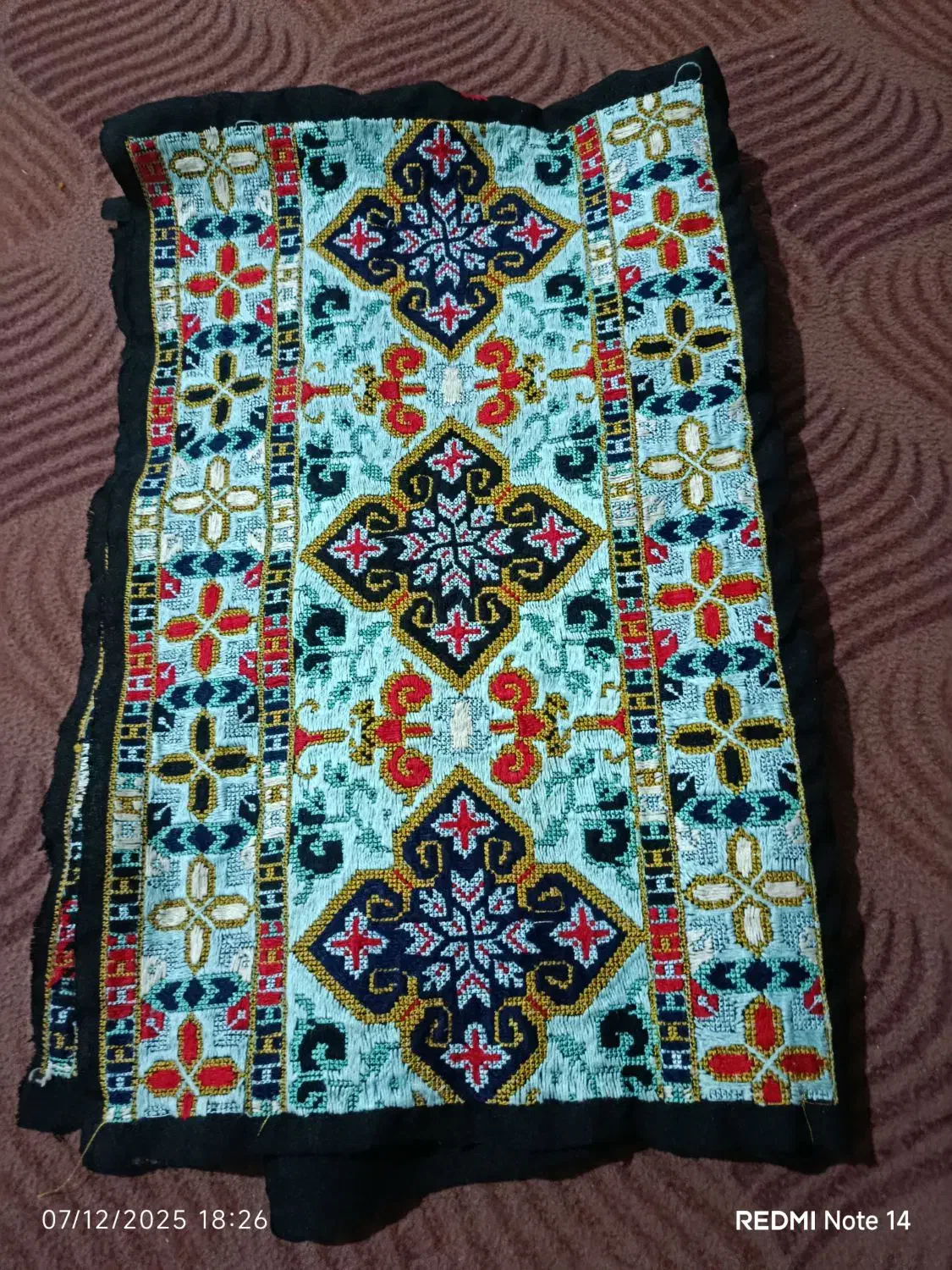 زی آستین گل قالی|لوازم خیاطی و بافتنی|خان ببین, |دیوار