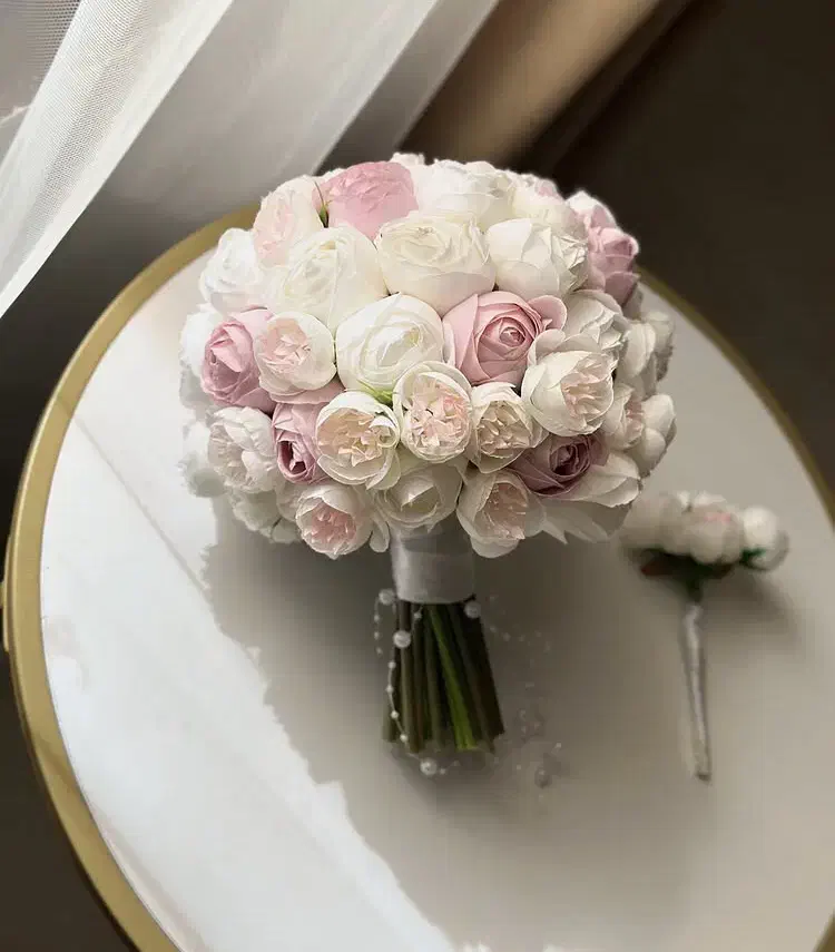 دسته گل عروس گل مصنوعی|گل مصنوعی|اصفهان, نقش جهان|دیوار