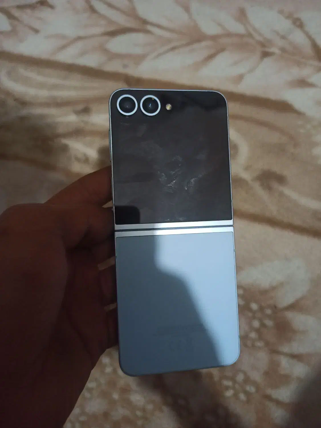 z flip 6 درجه یک|موبایل|کازرون, |دیوار